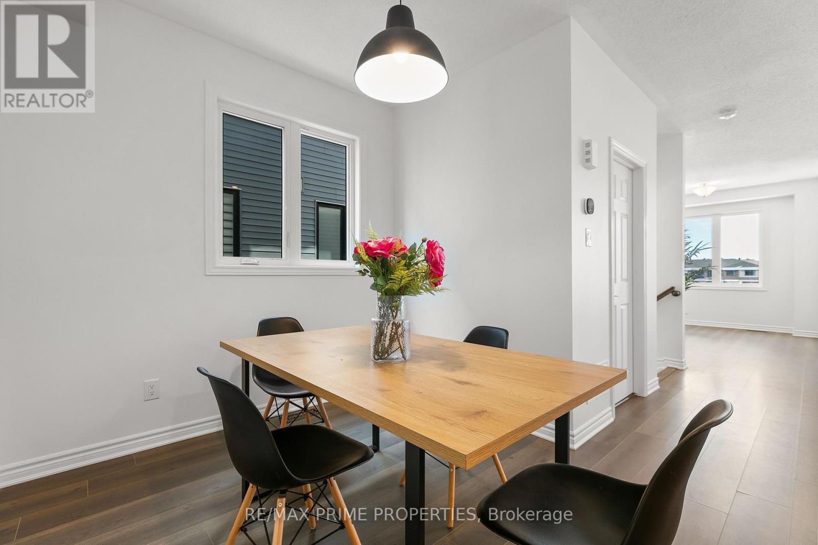 606 Bellatrix Walk