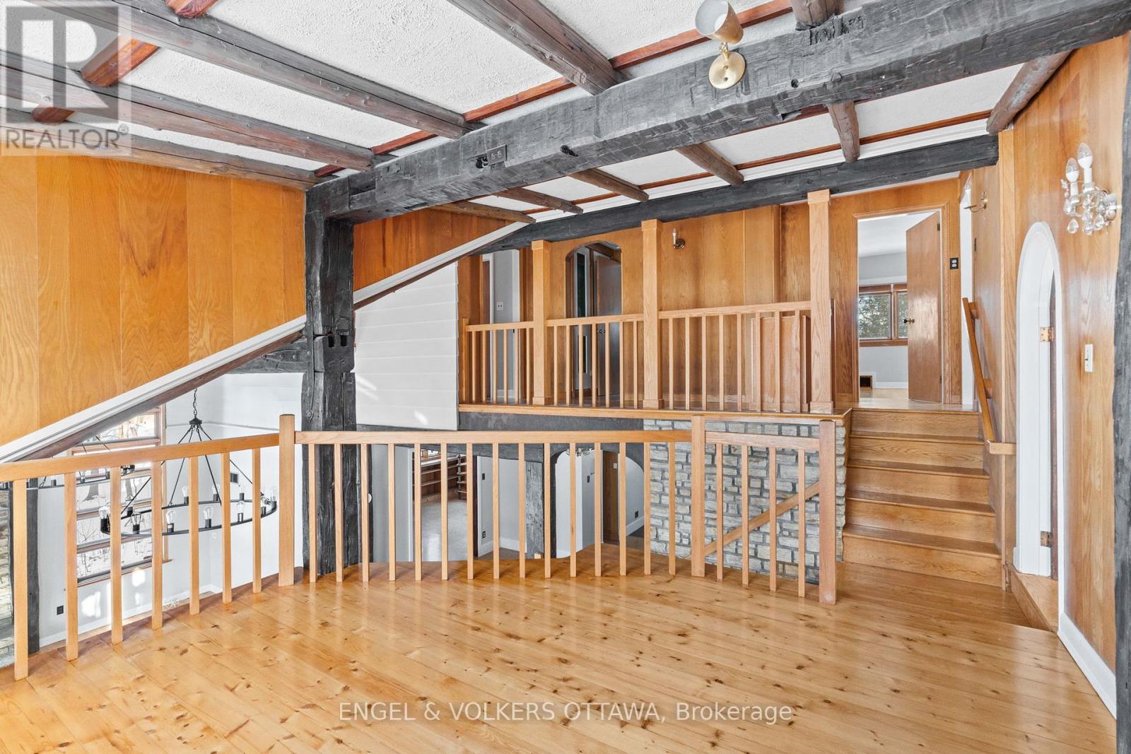 32 Ryeburn Drive