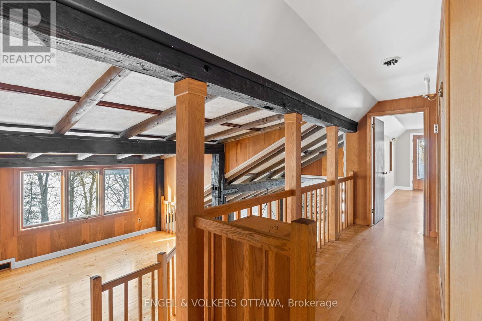 32 Ryeburn Drive