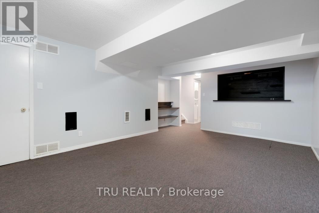 227 Pickford Drive