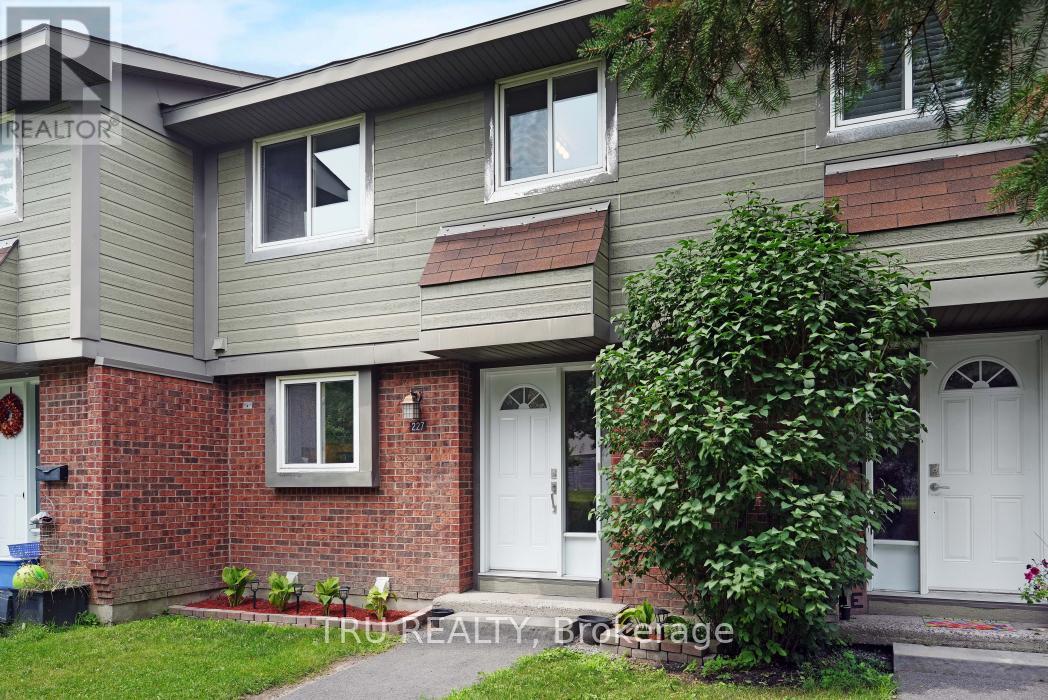 227 Pickford Drive
