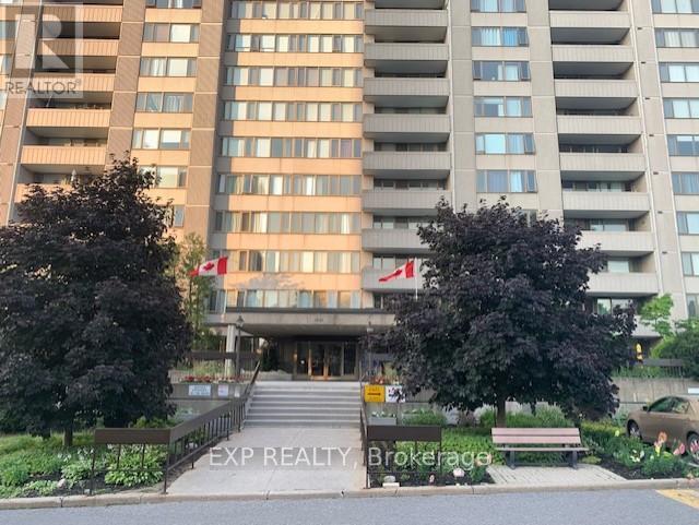 2006 - 2625 Regina Street