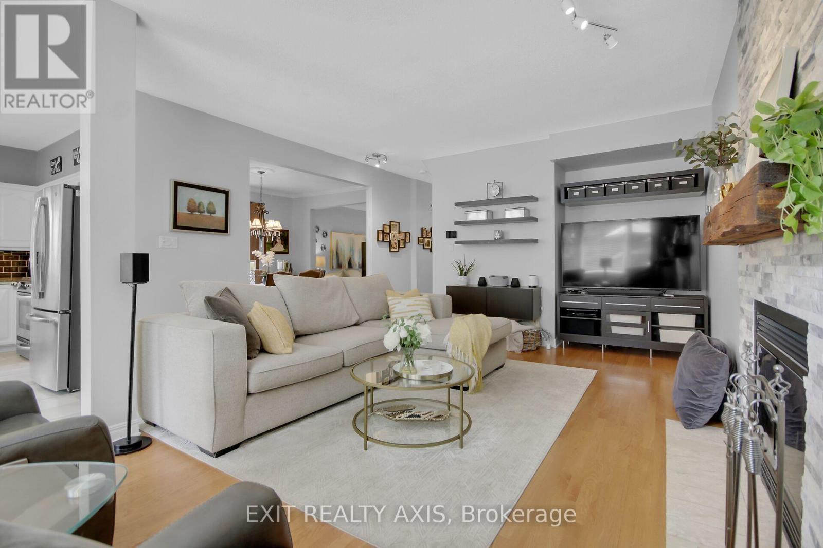 155 Longshire Circle