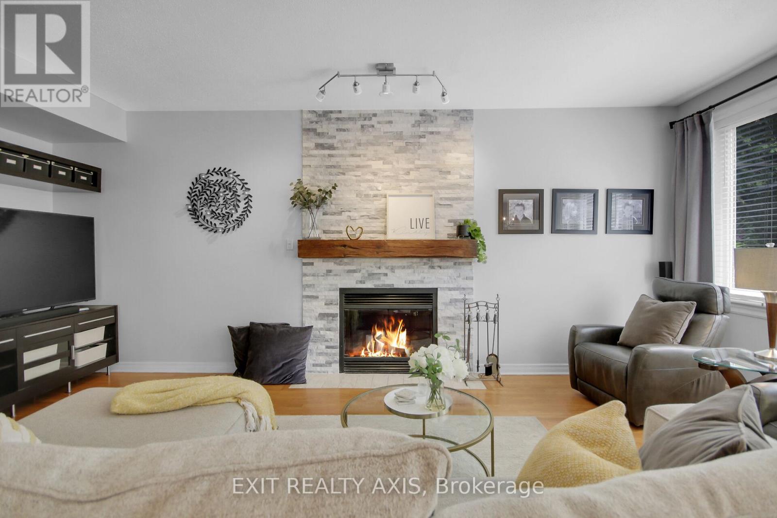 155 Longshire Circle