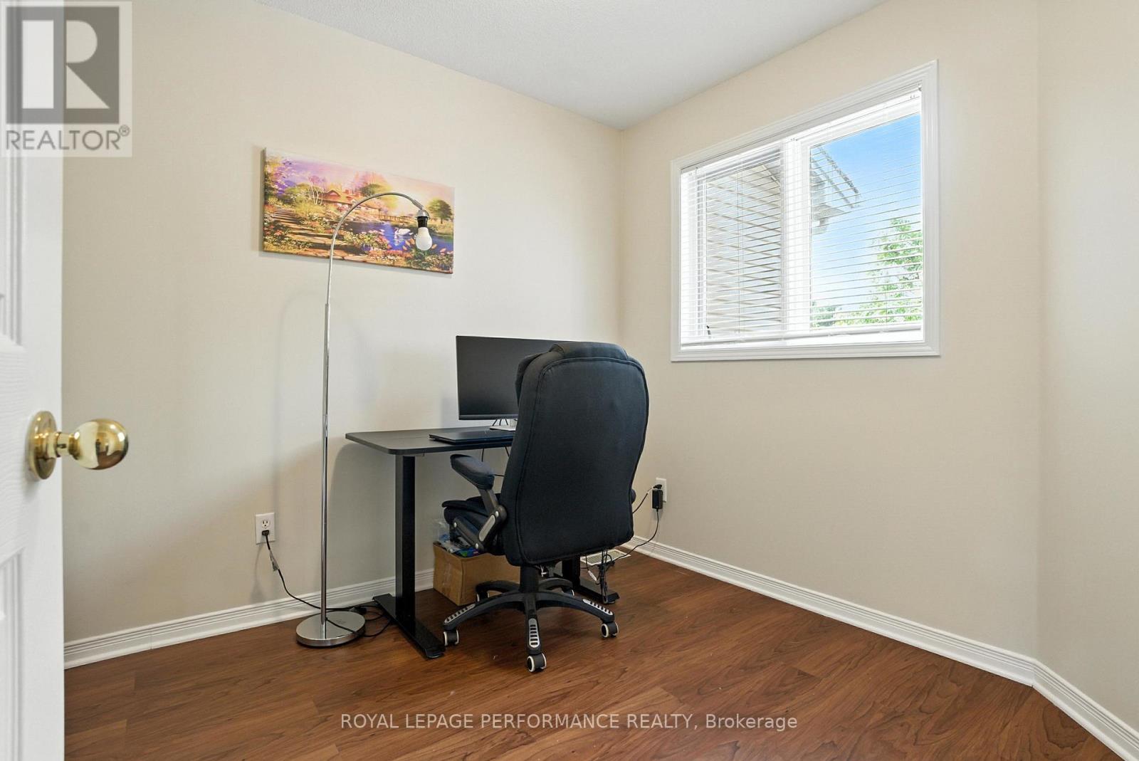 1493 Lynx Crescent