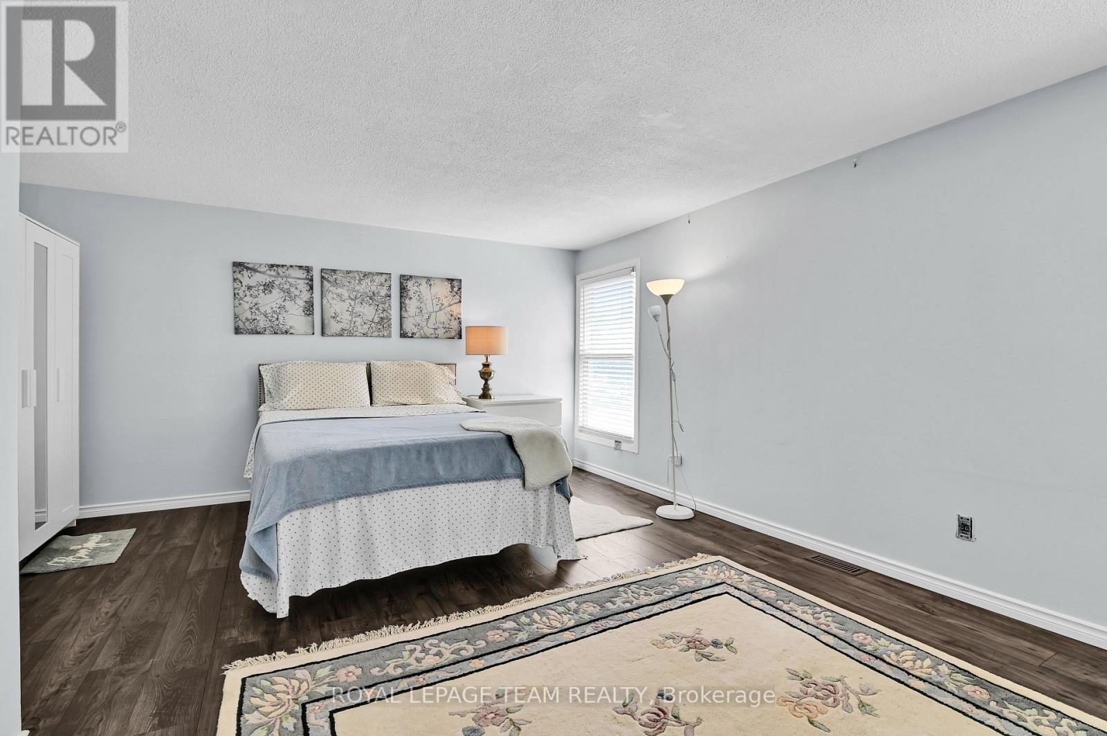 2280 Cotters Crescent