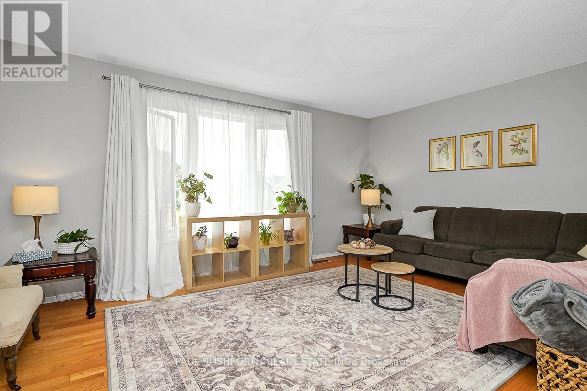 1700 Saint-laurent Street