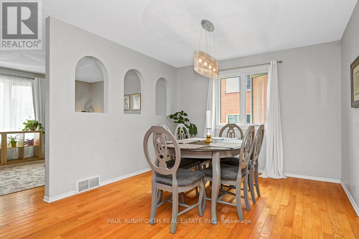 1700 Saint-laurent Street