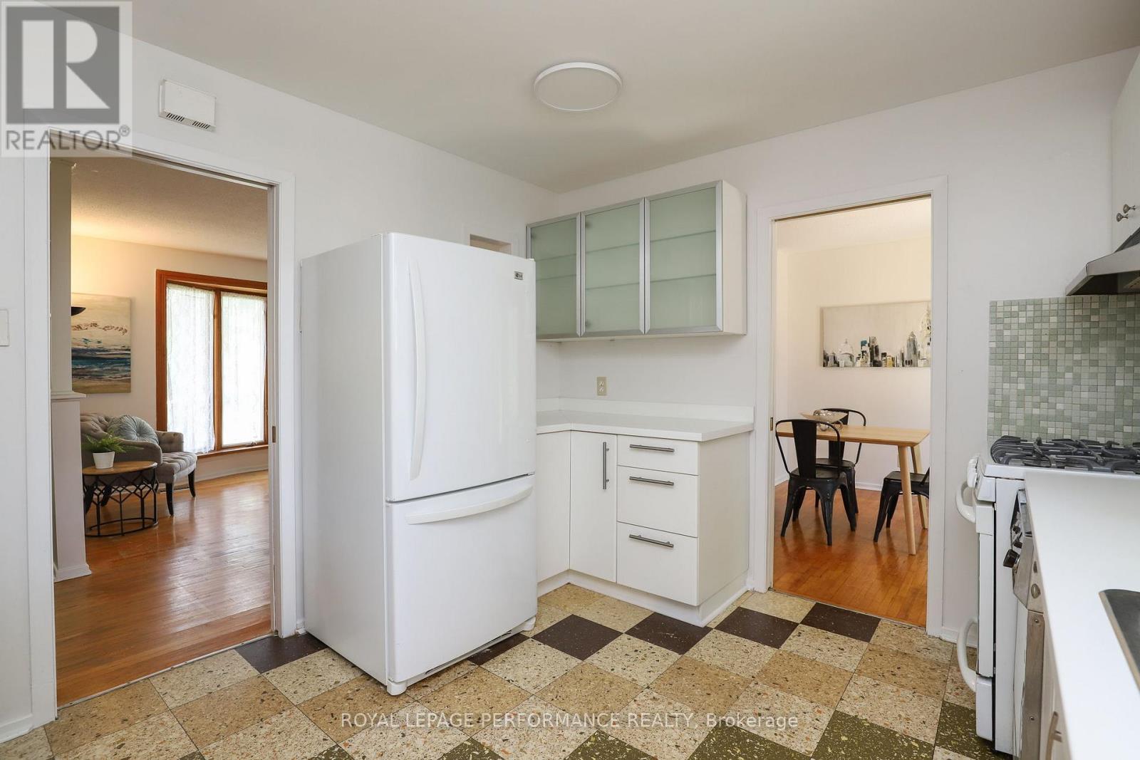45 Keewatin Crescent