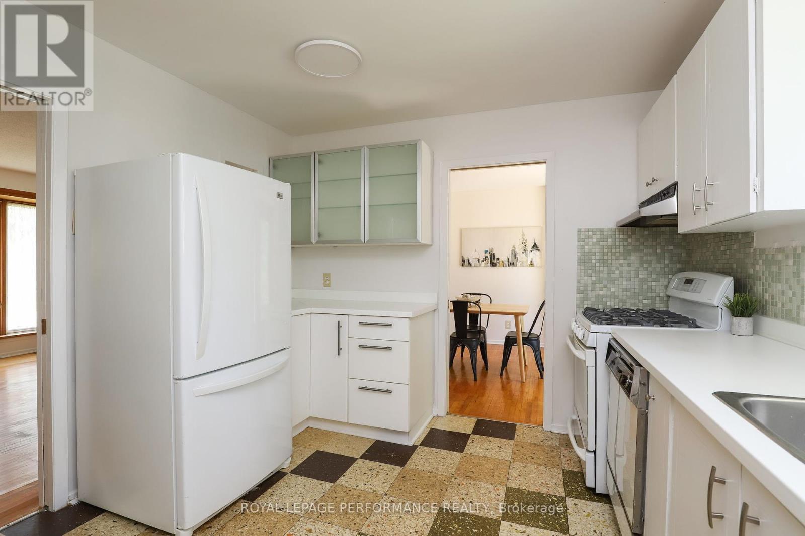 45 Keewatin Crescent
