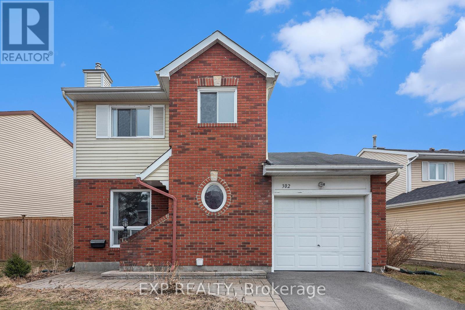 302 Cote-royale Crescent