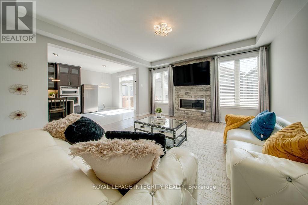 405 Aphelion Crescent