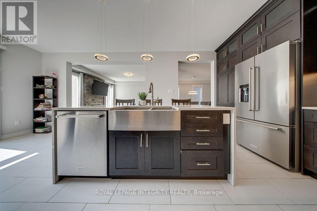 405 Aphelion Crescent