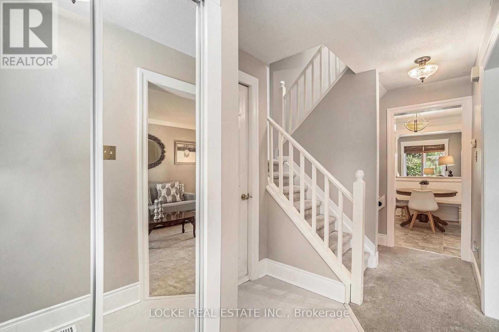 694 Morewood Crescent