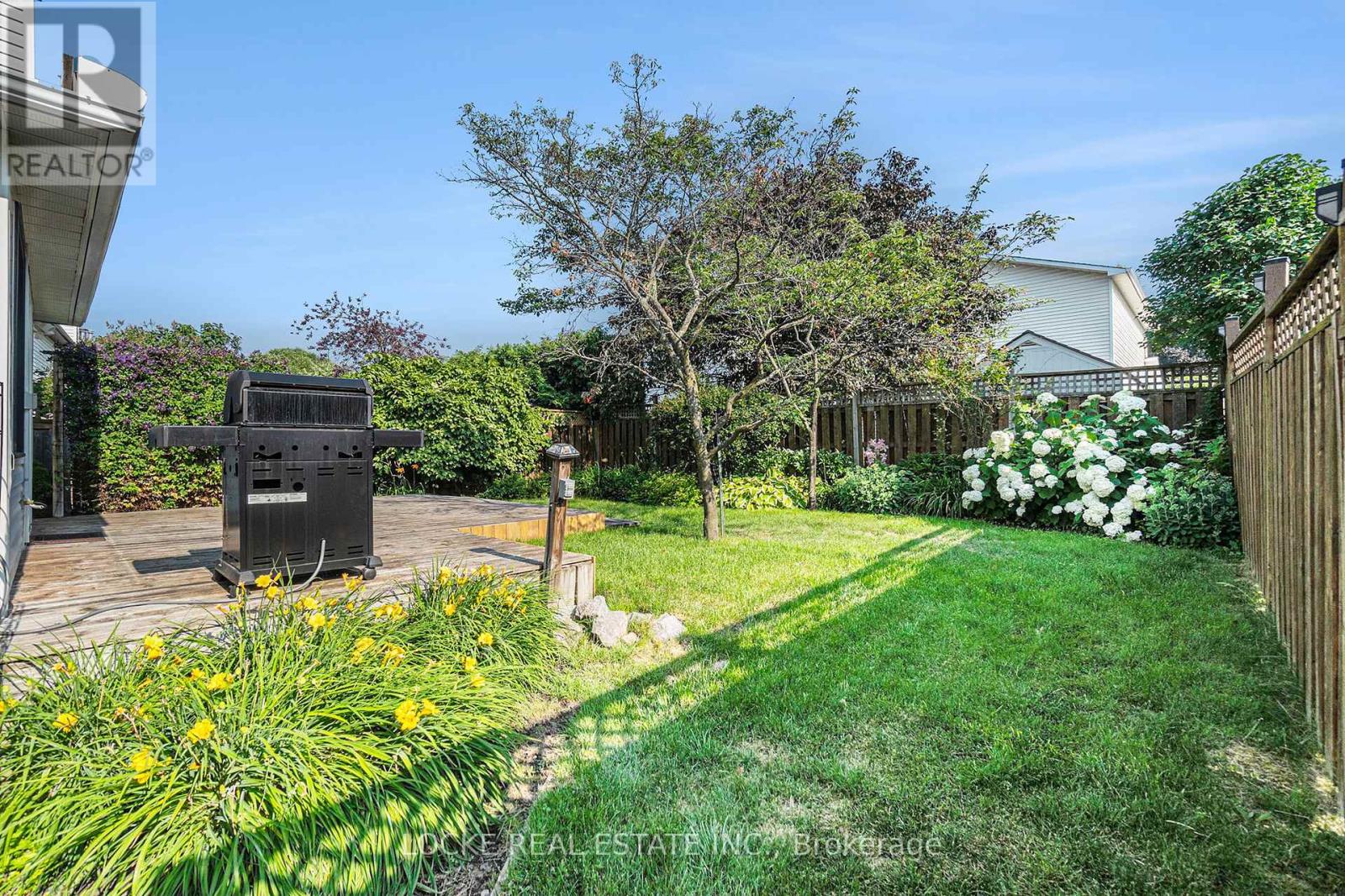 694 Morewood Crescent