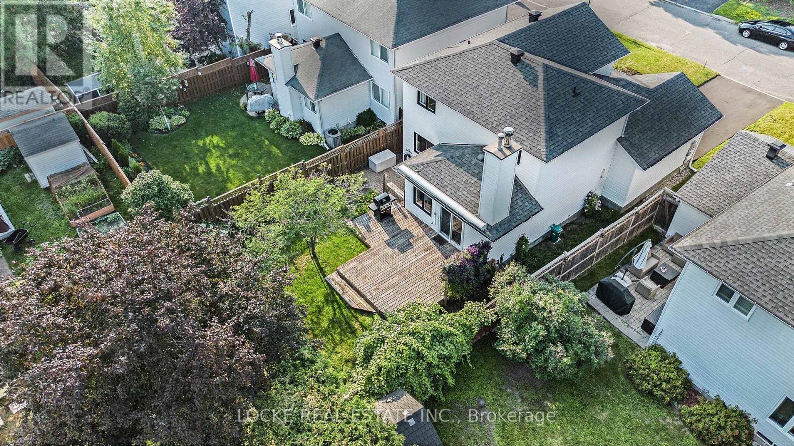 694 Morewood Crescent