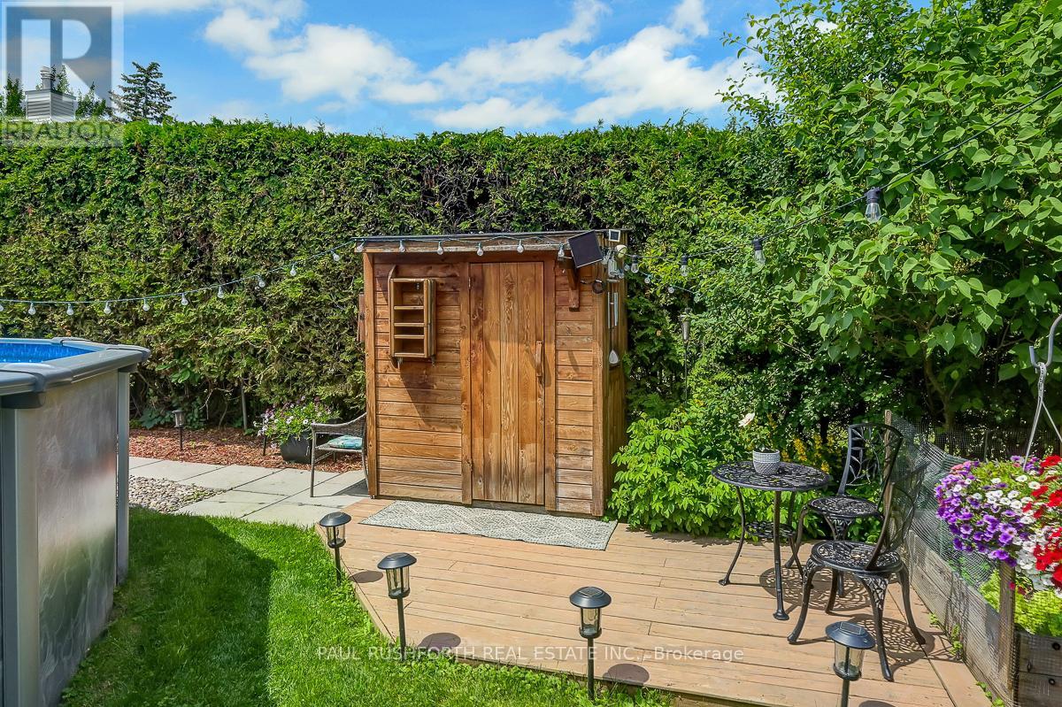 6156 Vineyard Drive