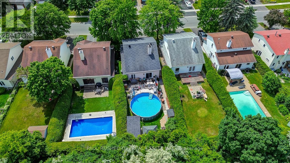 6156 Vineyard Drive