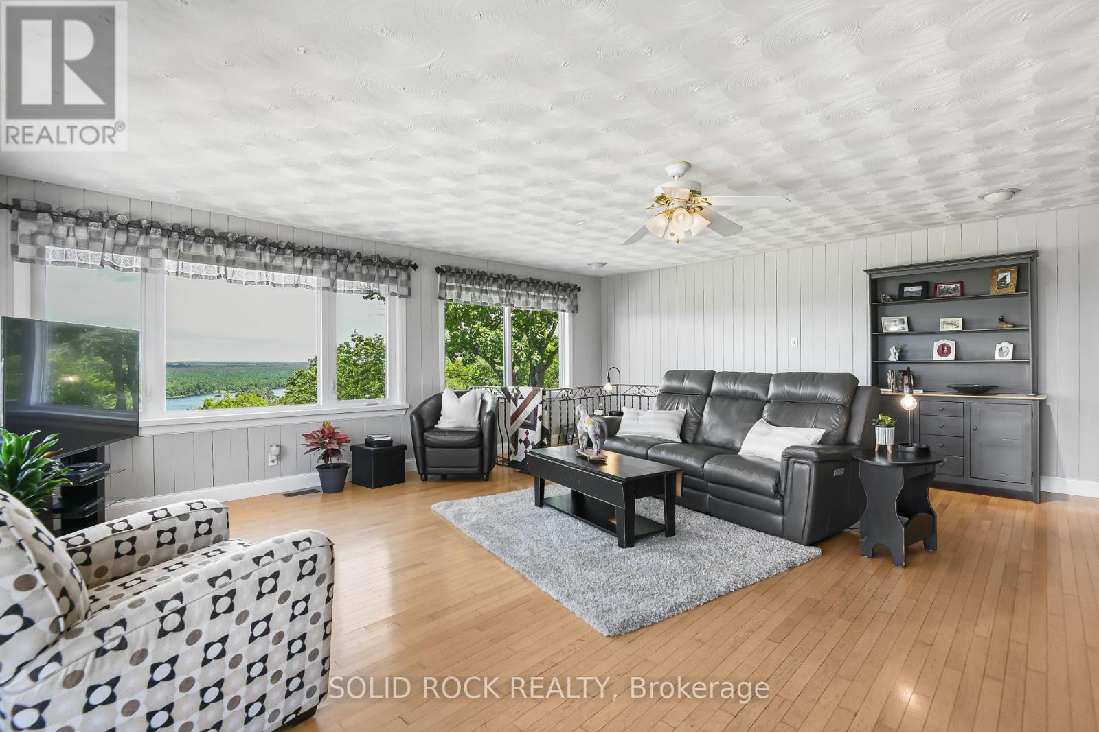 834 Storyland Road