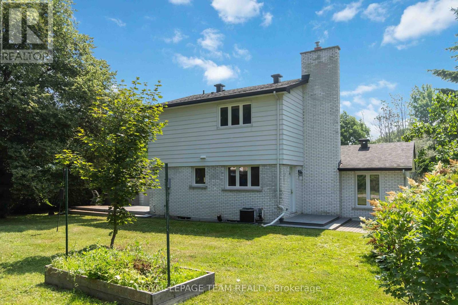 207 Curry Street