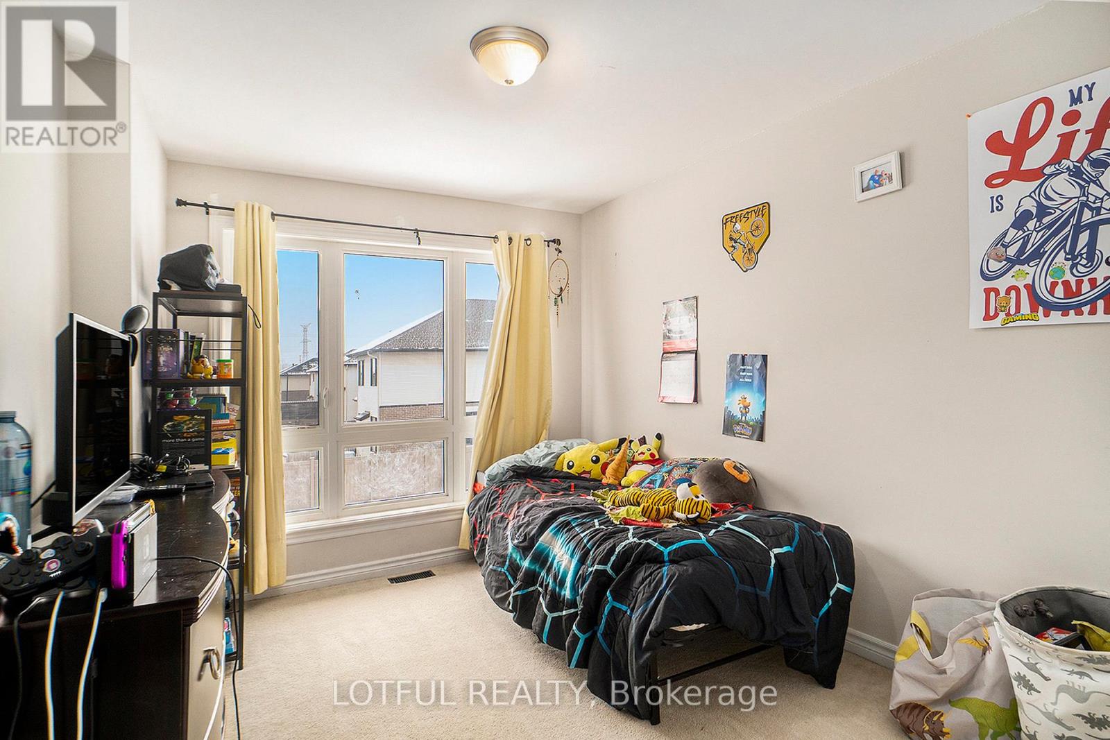 336 Rainrock Crescent