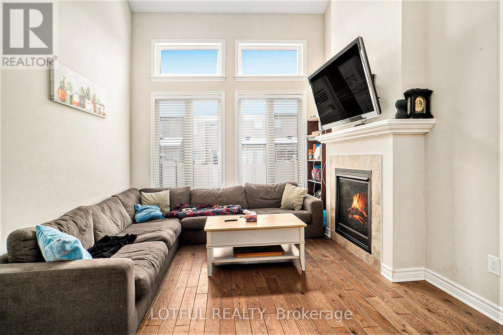 336 Rainrock Crescent