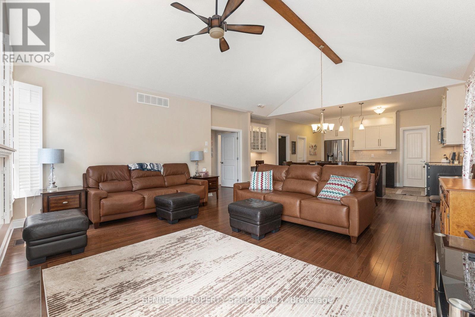 123 Elfin Grove