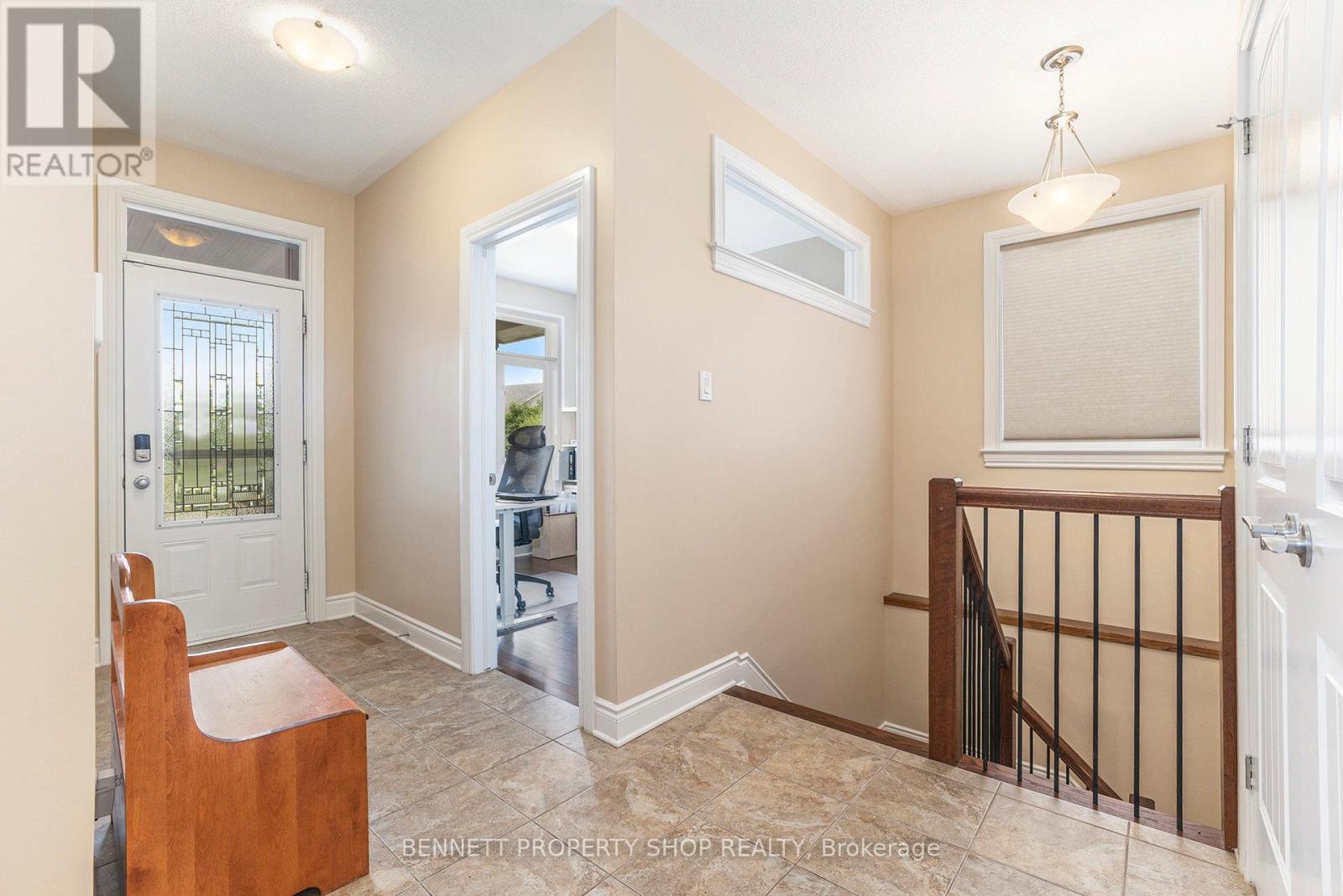 123 Elfin Grove