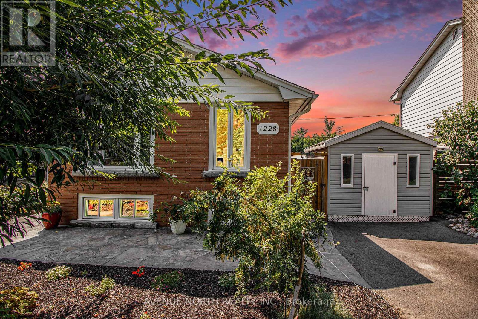 1228 Amesbrooke Drive
