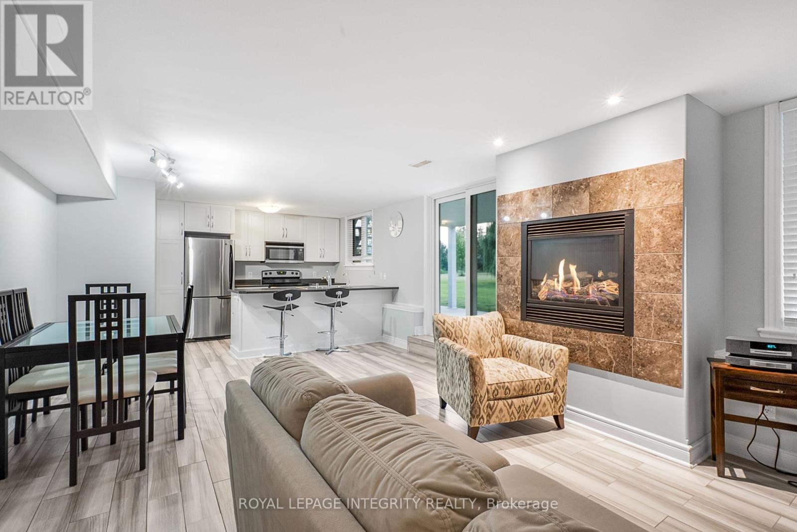 150 Ashton Creek Crescent