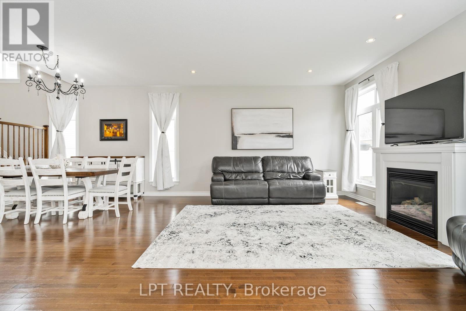 140 Montargis Circle