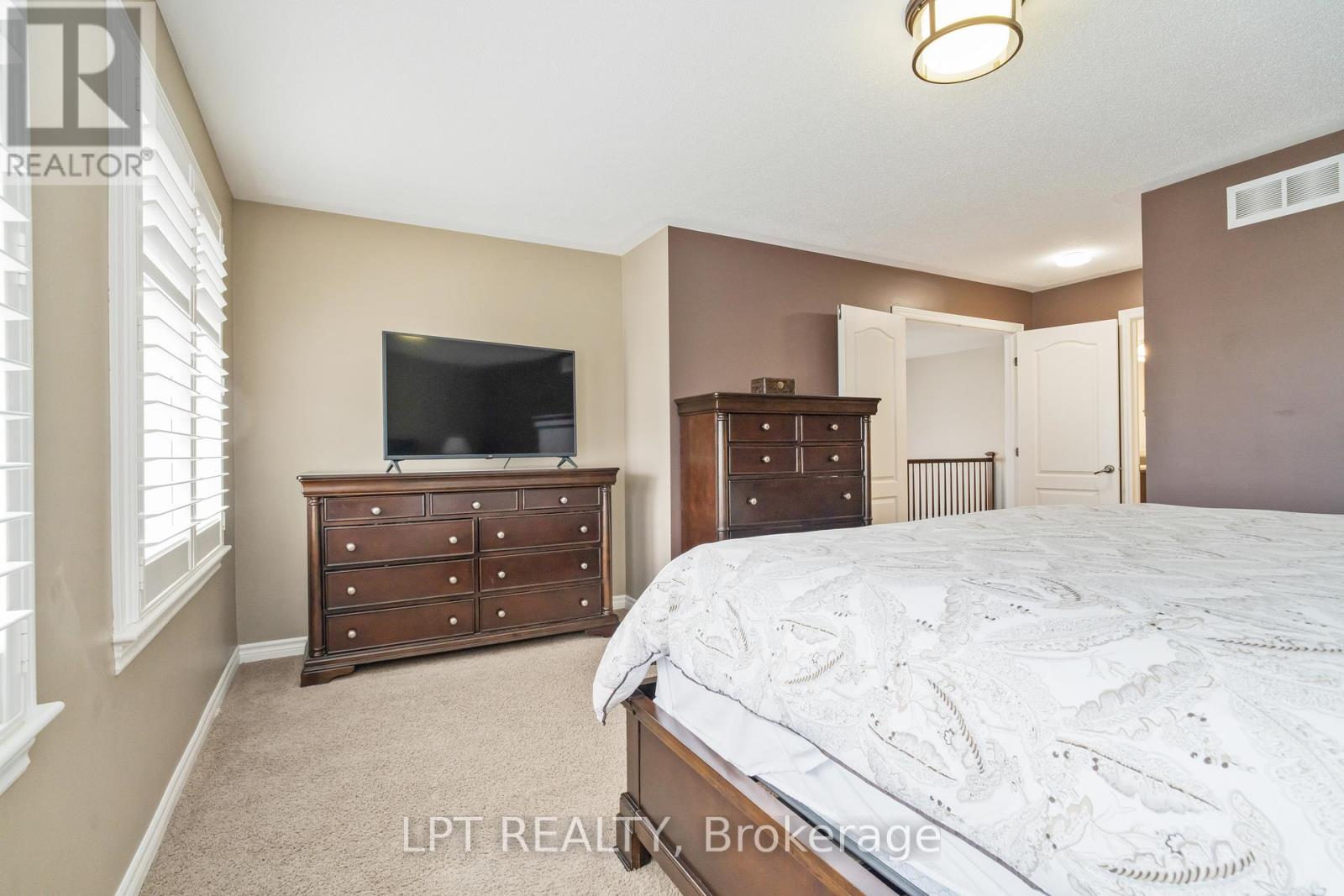 140 Montargis Circle