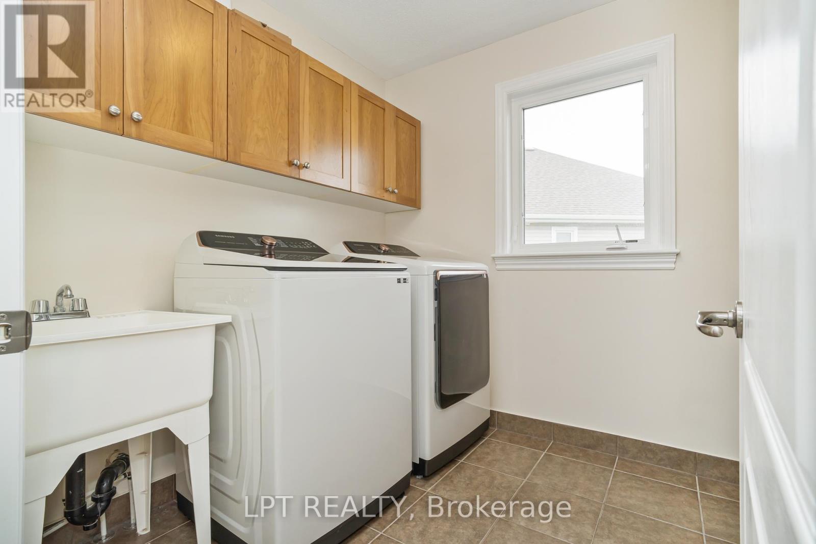 140 Montargis Circle