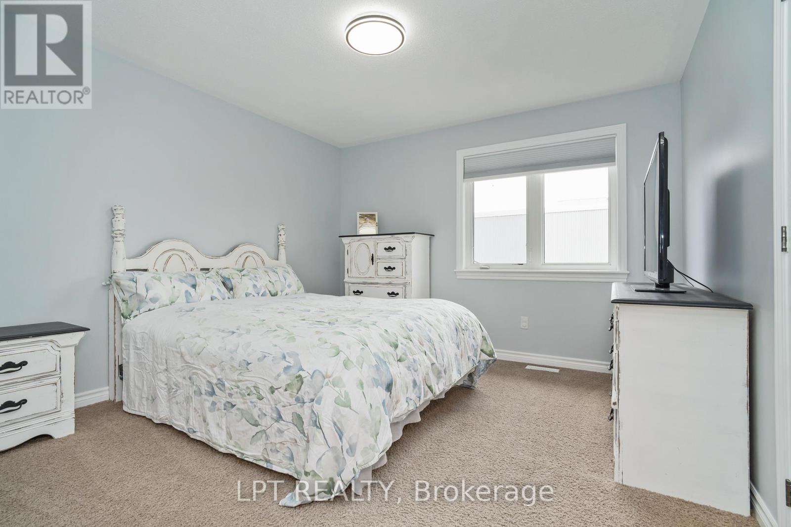 140 Montargis Circle