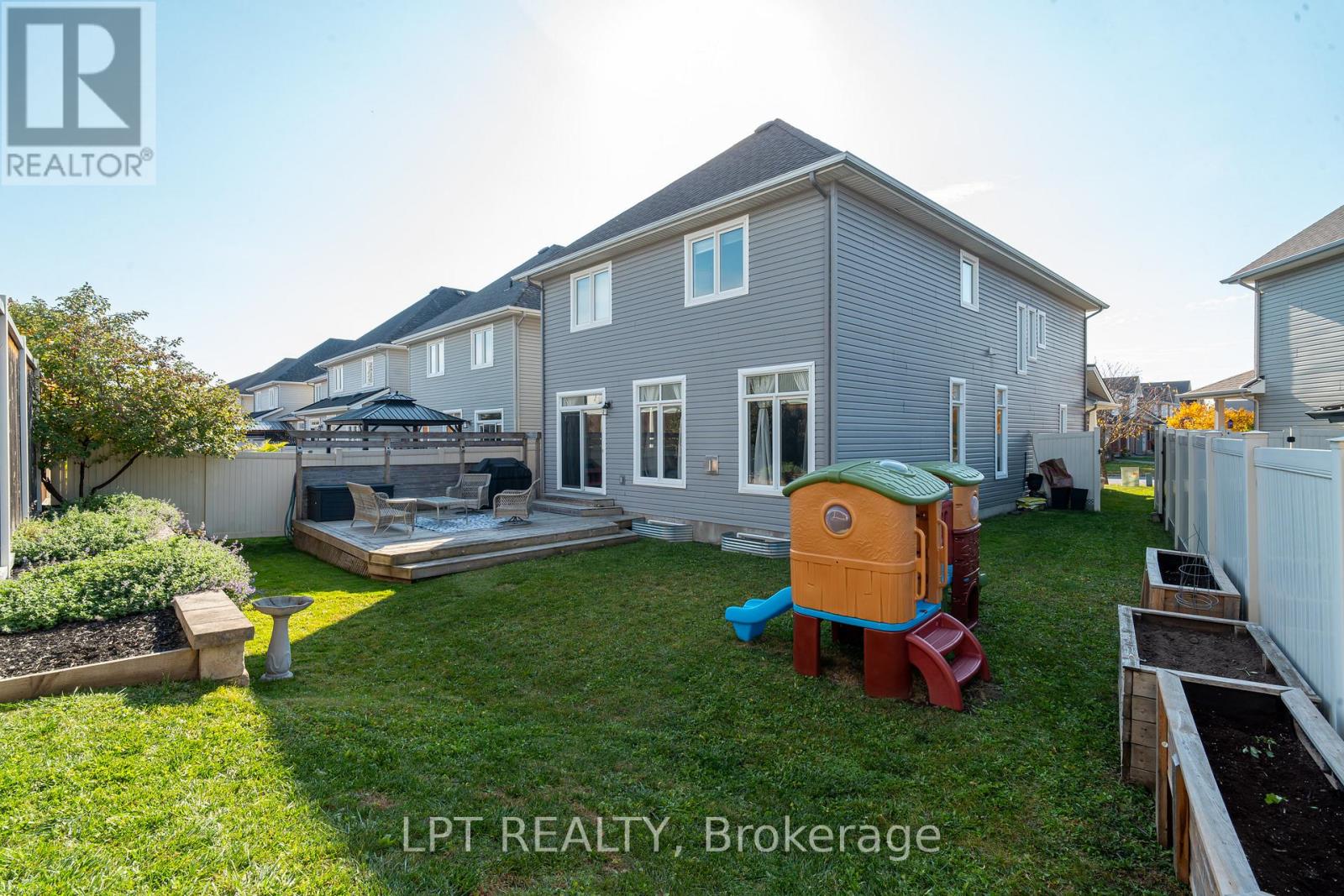 140 Montargis Circle