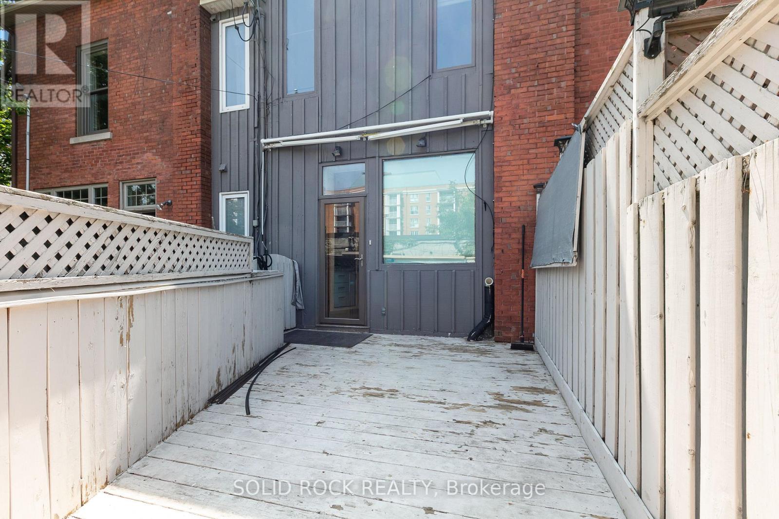 541 Besserer Street