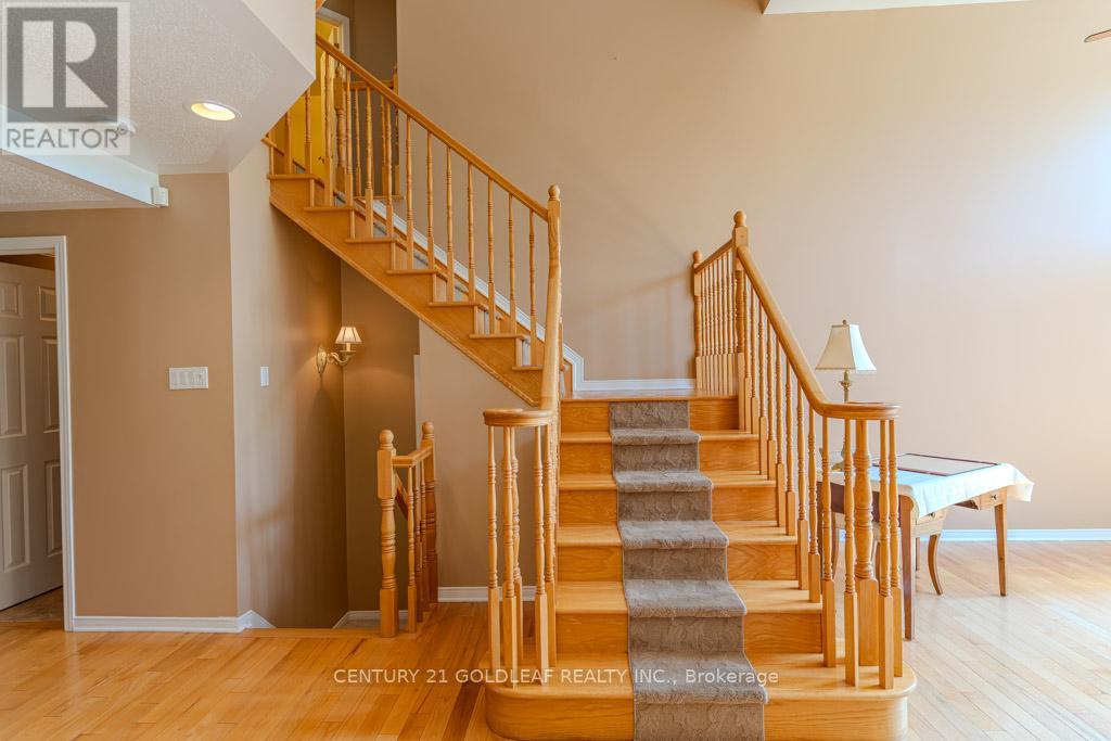 681 Aquaview Drive