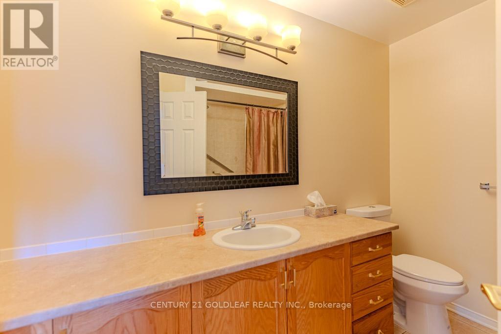 681 Aquaview Drive