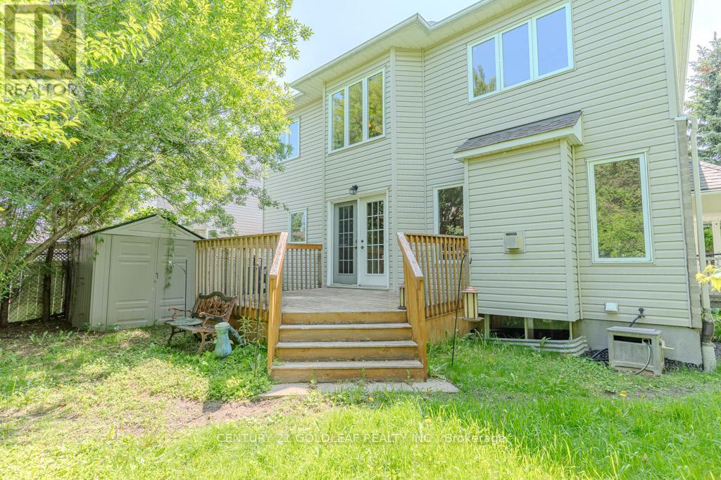 681 Aquaview Drive