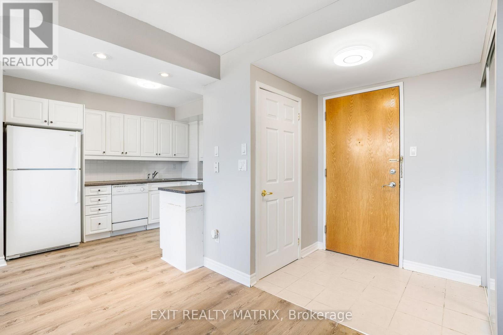 501 - 2759 Carousel Crescent