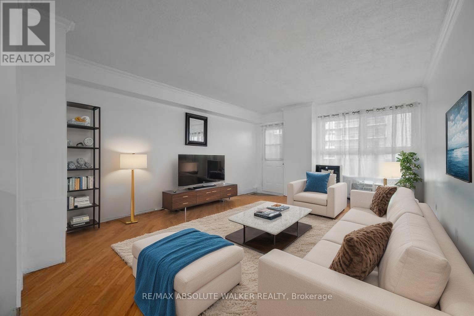 1606 - 158c Mcarthur Avenue