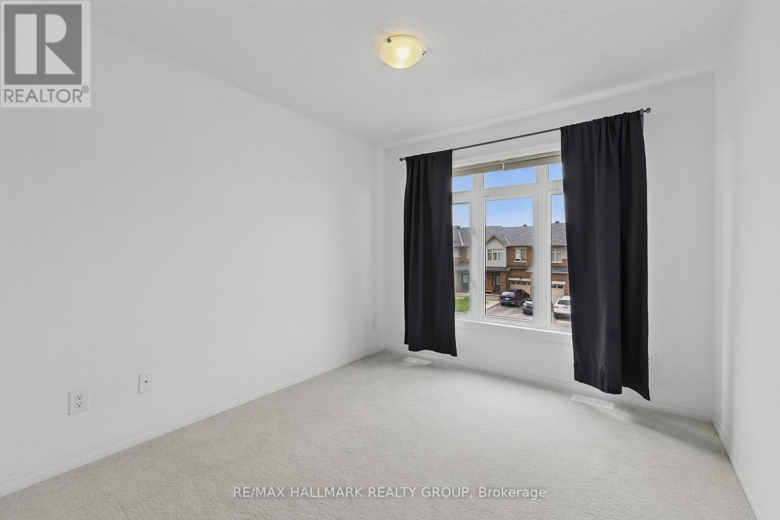 1022 Cobble Hill Drive