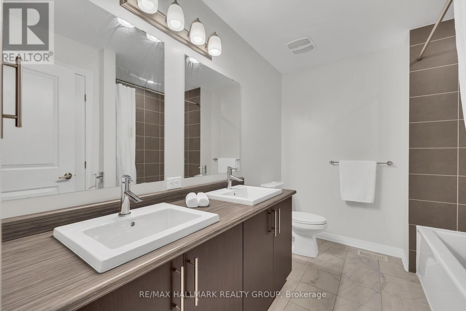 1022 Cobble Hill Drive