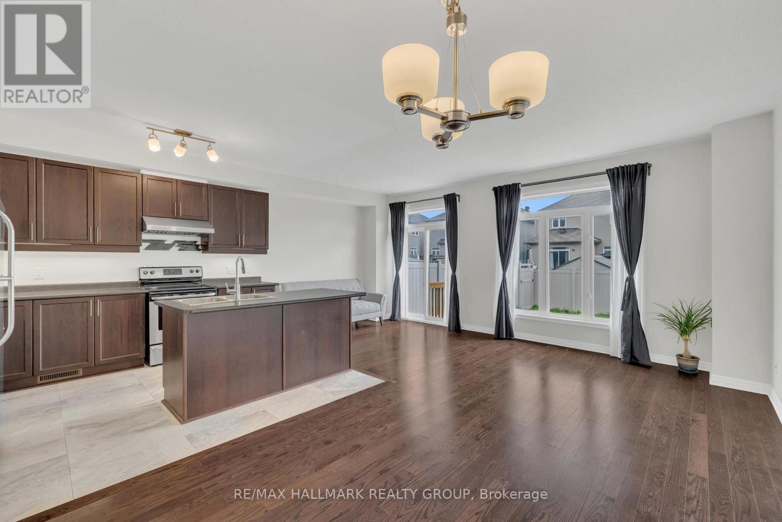 1022 Cobble Hill Drive