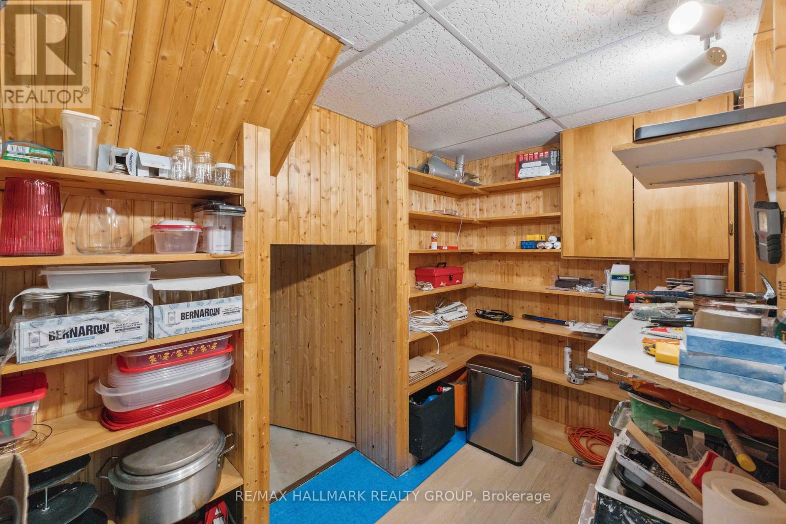 2425 Ogilvie Road