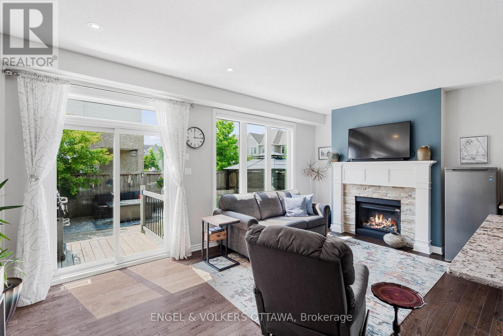 641 Willowmere Way