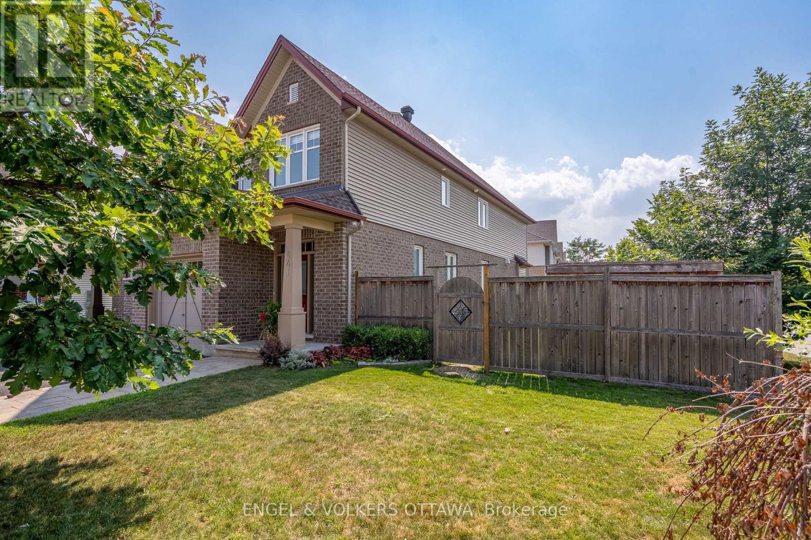 641 Willowmere Way