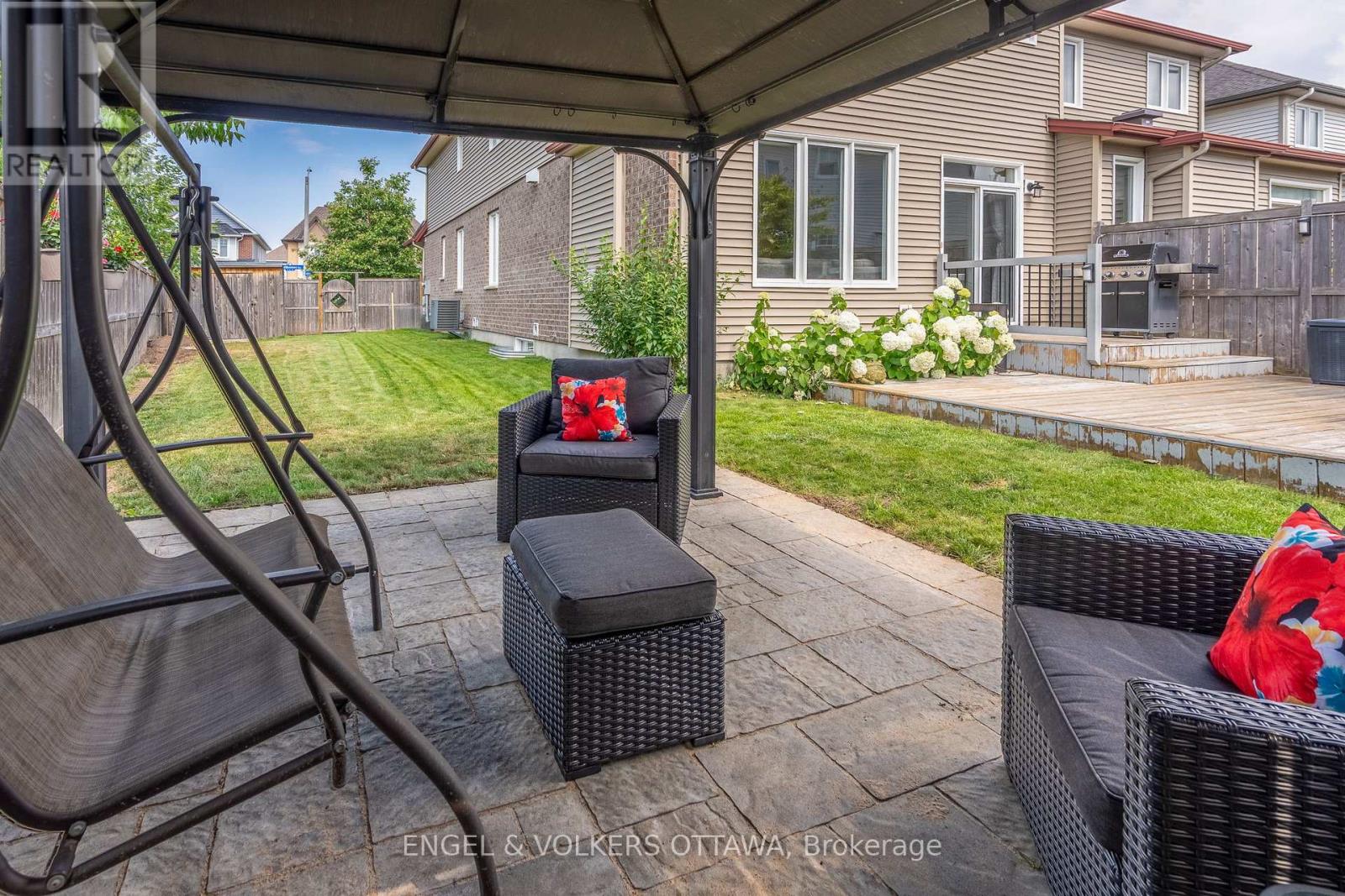 641 Willowmere Way