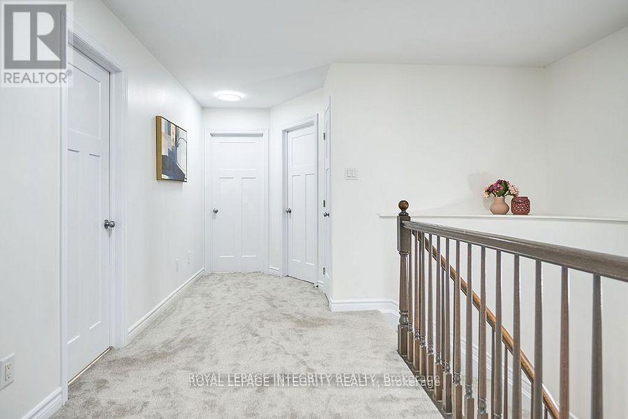 619 Moorpark Avenue