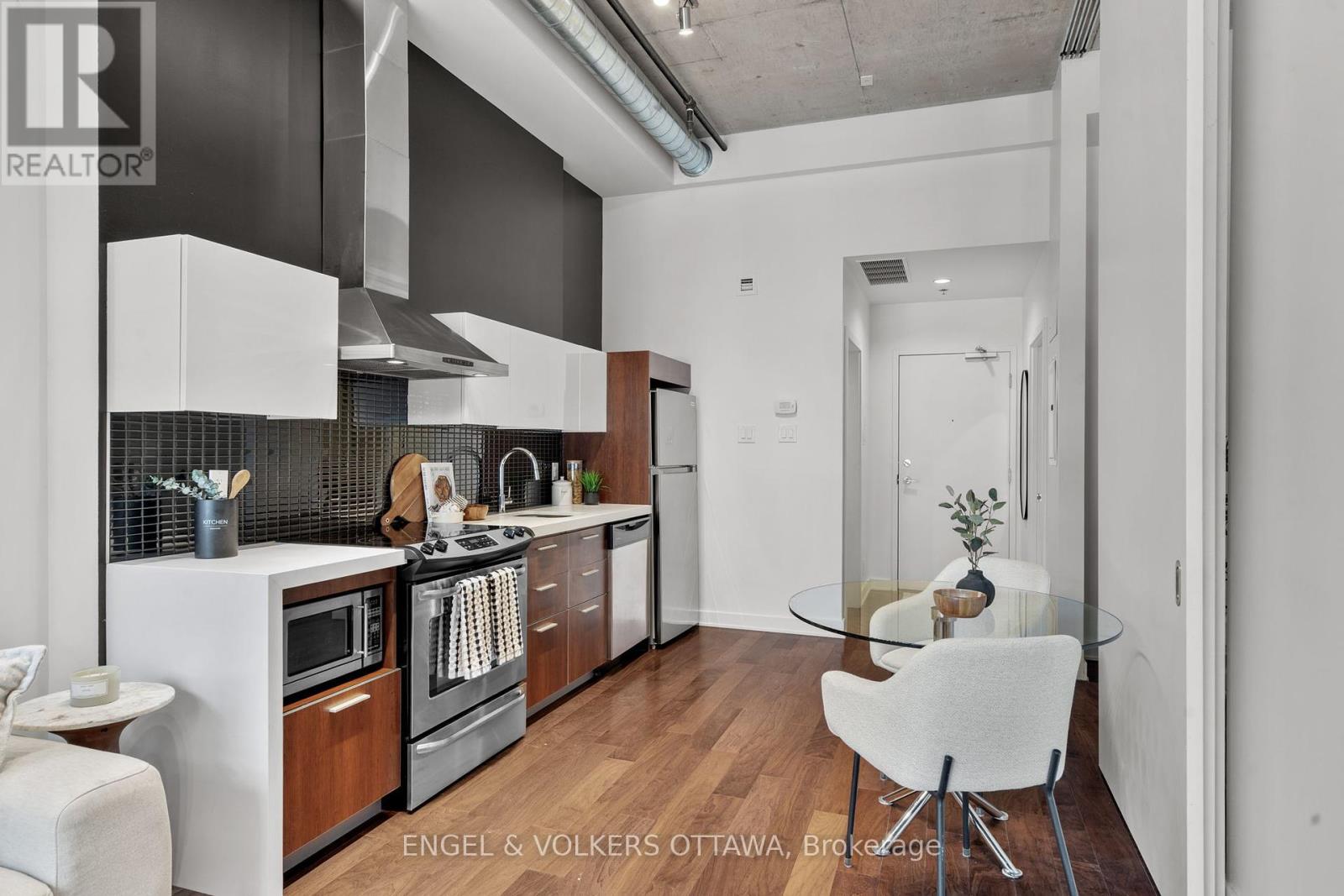 106 - 340 Mcleod Street